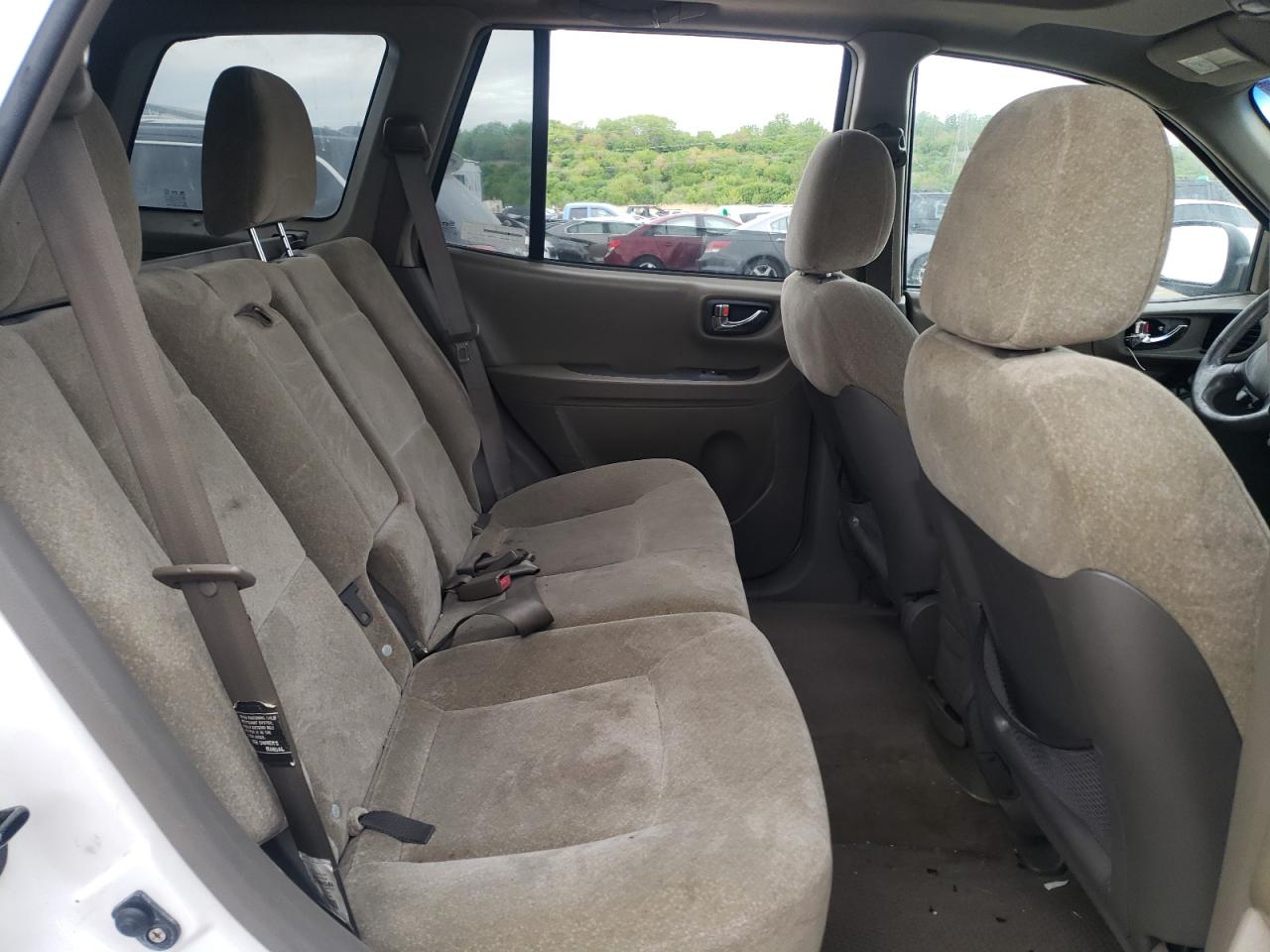 Photo 6 from auction – 2004 HYUNDAI SANTA FE G with VIN KM8SC73E04U842086