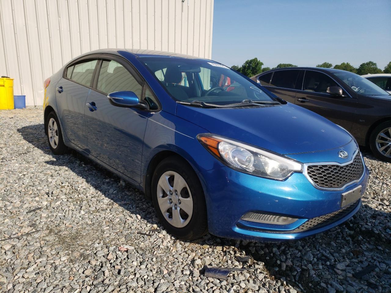 KIA FORTE LX 2015 with VIN KNAFX4A66F5309383 - Photo from auction