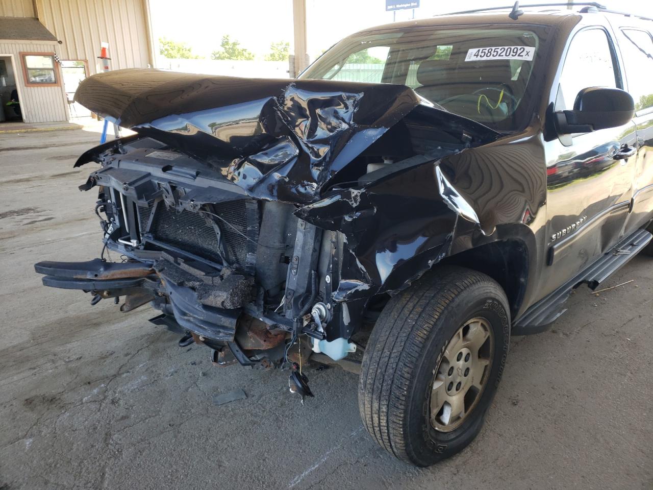 Photo 9 from auction – 2011 CHEVROLET SUBURBAN K with VIN 1GNSKJE35BR192145