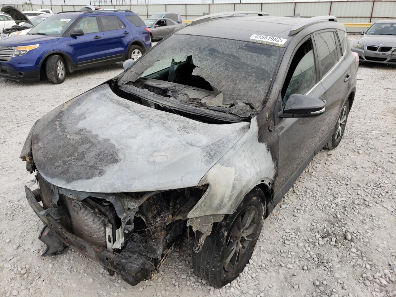Photo 9 from auction – 2017 TOYOTA RAV4 XLE with VIN 2T3WFREV4HW354922