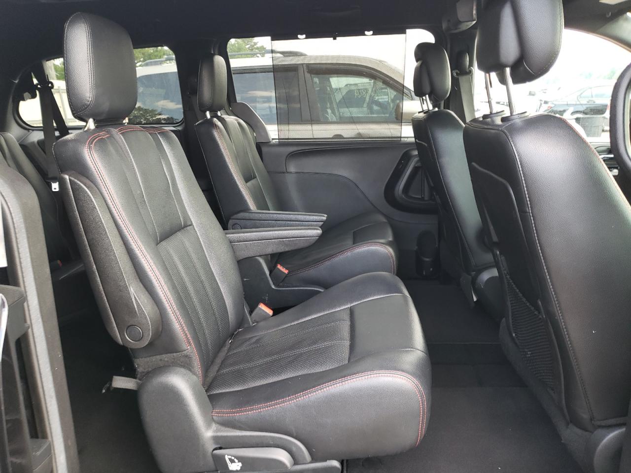 Photo 6 from auction – 2019 DODGE GRAND CARA with VIN 2C4RDGEG5KR769760