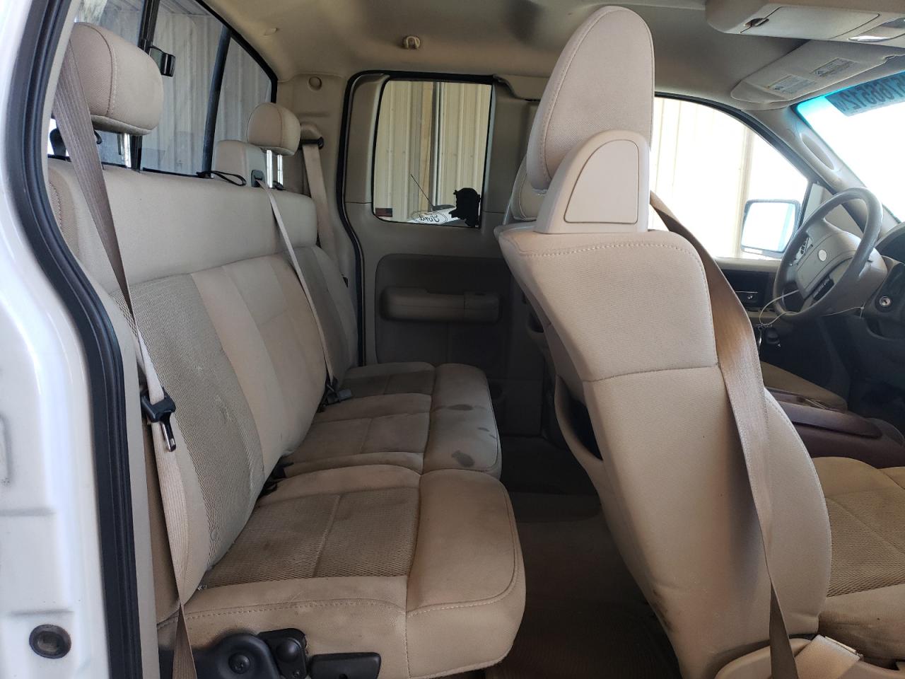 Photo 6 from auction – 2006 FORD F150 with VIN 1FTPX14526NA71864
