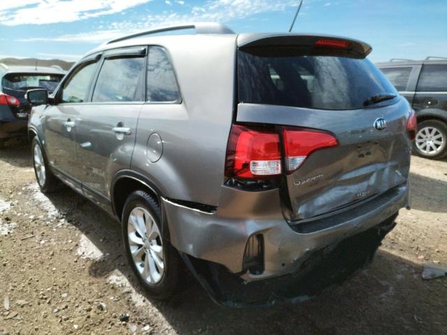 Photo 3 from auction – 2015 KIA SORENTO EX with VIN 5XYKUDA72FG553218