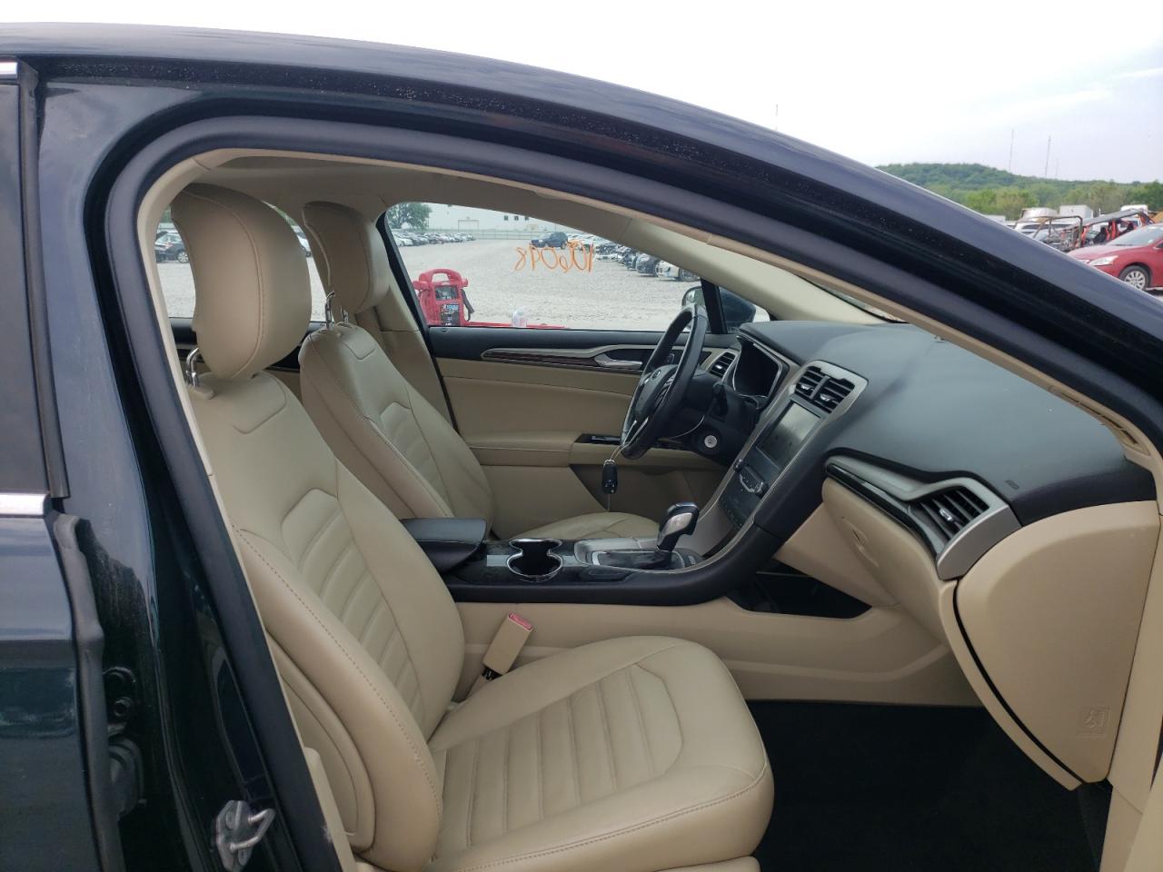 Photo 5 from auction – 2014 FORD FUSION SE with VIN 3FA6P0HD6ER226523