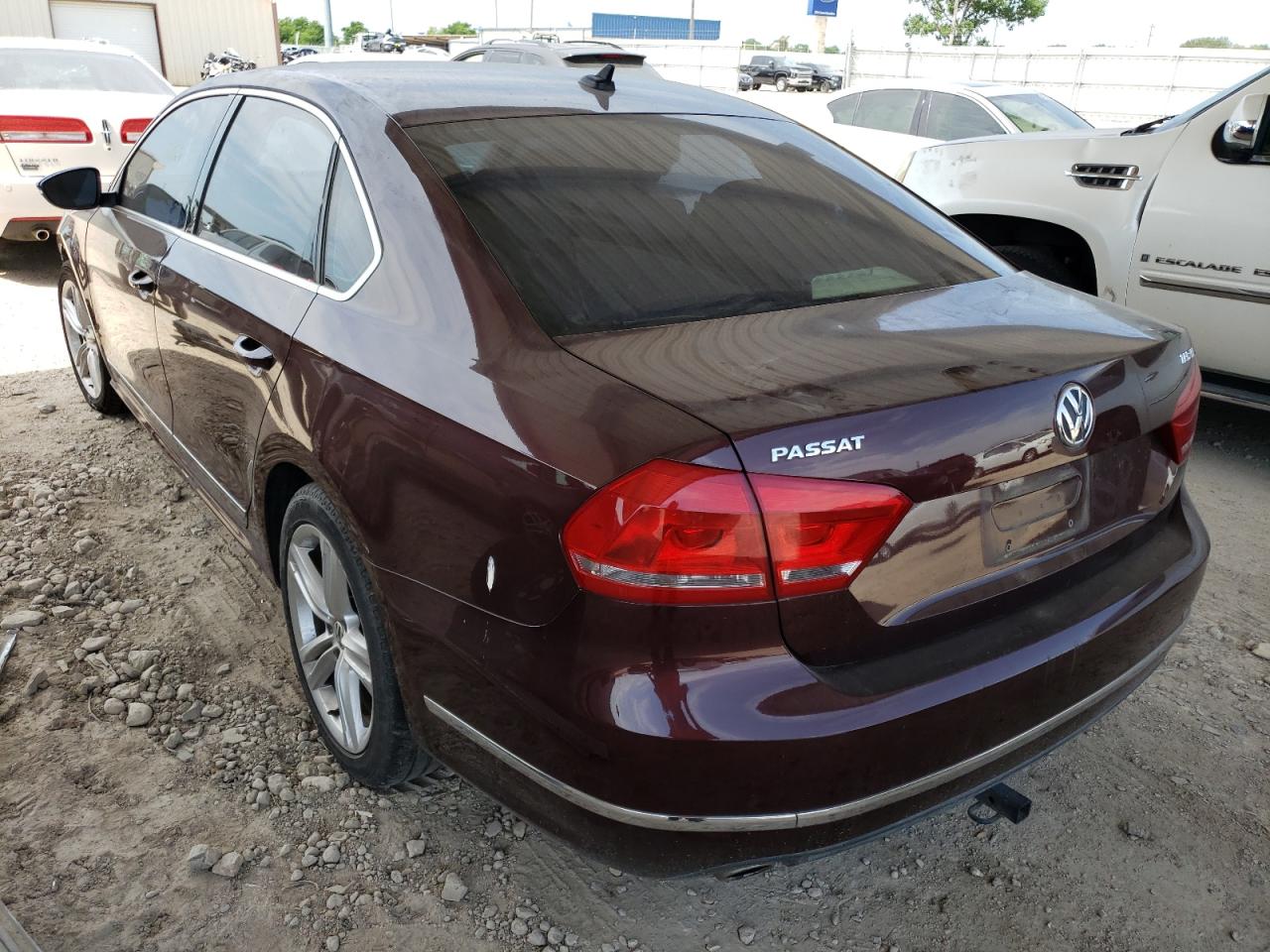 Photo 3 from auction – 2012 VOLKSWAGEN PASSAT SEL with VIN 1VWCN7A31CC094017