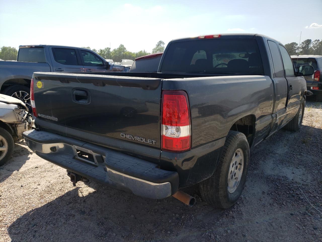 Photo 4 from auction – 2003 CHEVROLET SILVERADO with VIN 2GCEC19V331264307