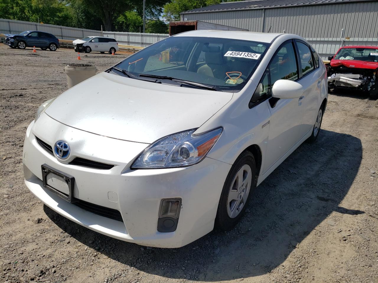 Photo 2 from auction – 2011 TOYOTA PRIUS with VIN JTDKN3DU3B5328527