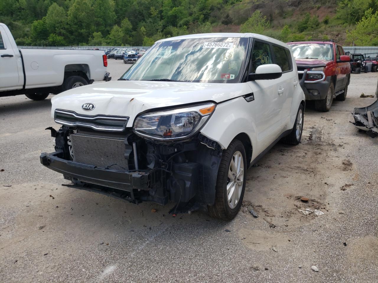 Photo 2 from auction – 2017 KIA SOUL + with VIN KNDJP3A55H7500198