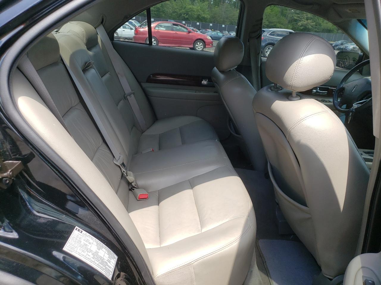 Photo 6 from auction – 2001 LINCOLN LS with VIN 1LNHM87A21Y606113