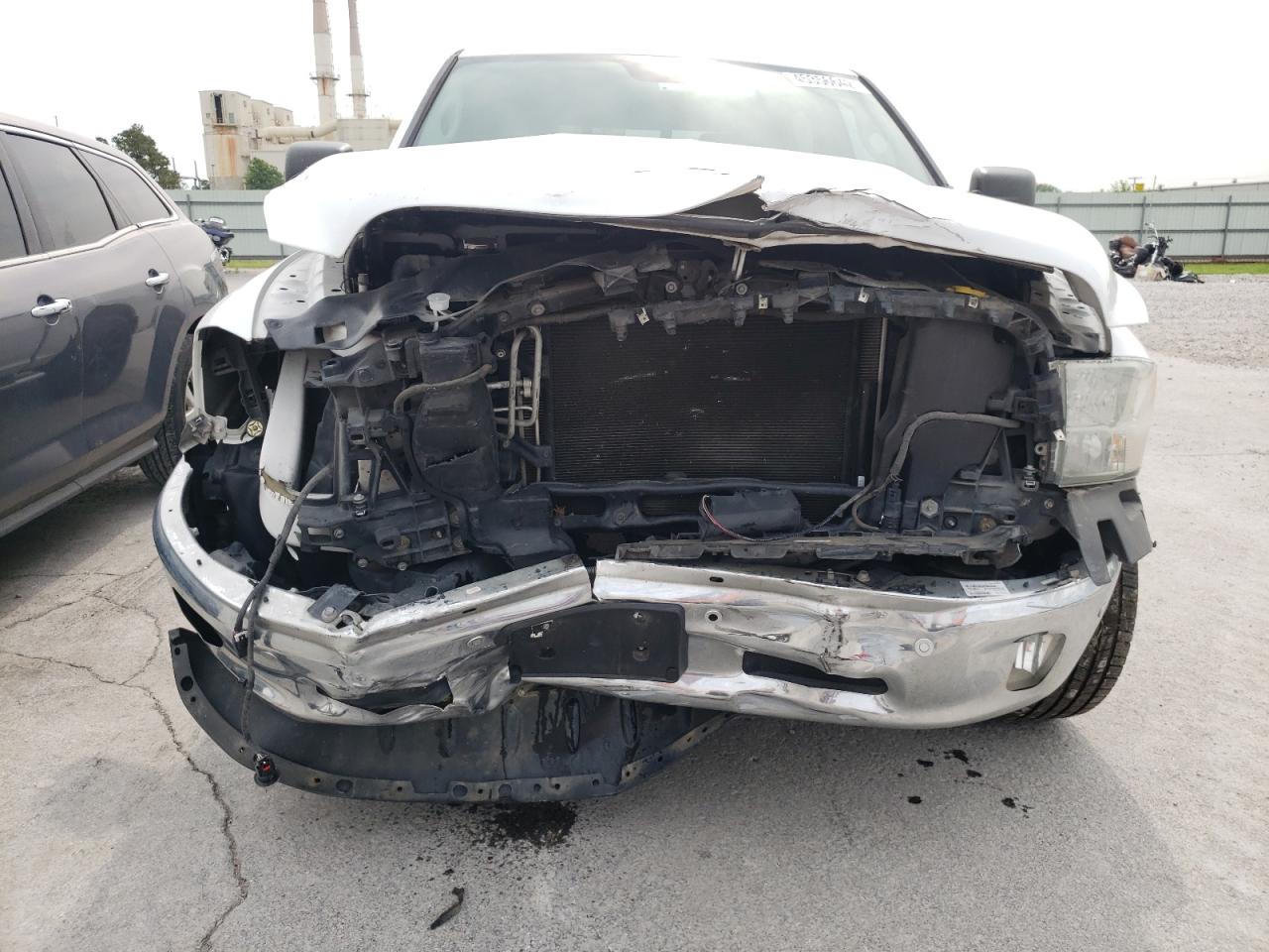 Photo 9 from auction – 2015 RAM 1500 SLT with VIN 1C6RR6LT9FS607928