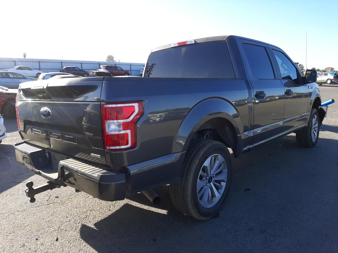 Photo 4 from auction – 2018 FORD F150 SUPER with VIN 1FTEW1EP6JKC10415