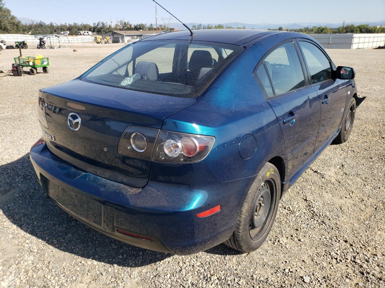 Photo 4 from auction – 2007 MAZDA 3 S with VIN JM1BK324771602502