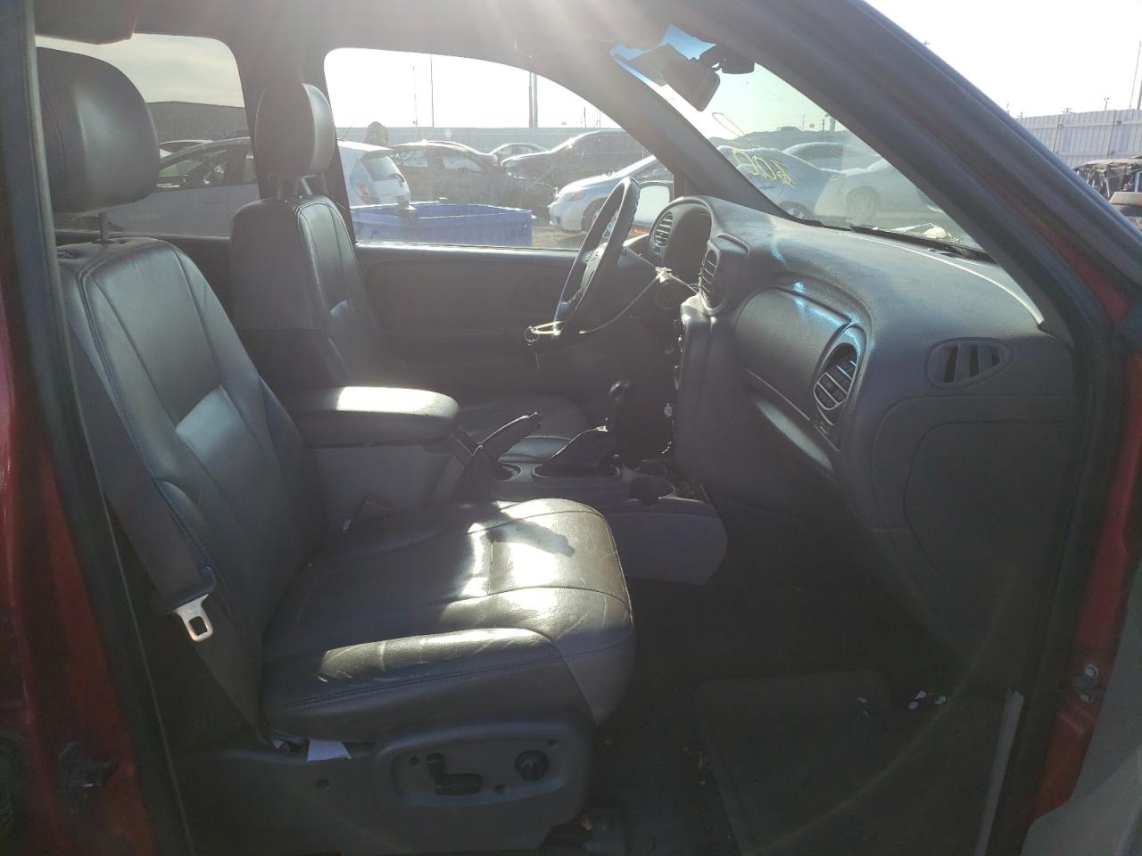 Photo 5 from auction – 2004 CHEVROLET TRAILBLAZE with VIN 1GNET16S246127600