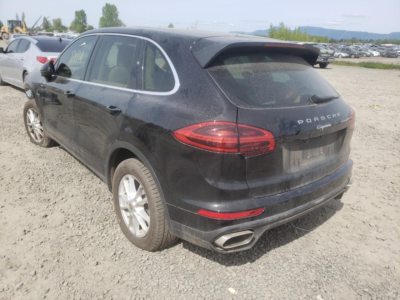 Photo 3 from auction – 2015 PORSCHE CAYENNE with VIN WP1AF2A26FLA42161
