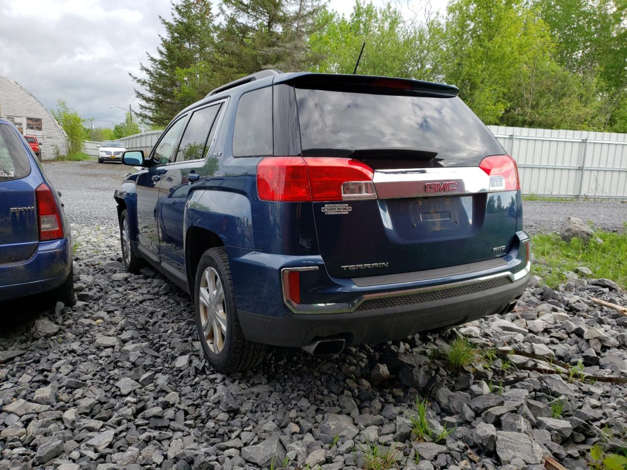Photo 3 from auction – 2017 GMC TERRAIN SL with VIN 2GKFLTE38H6216367