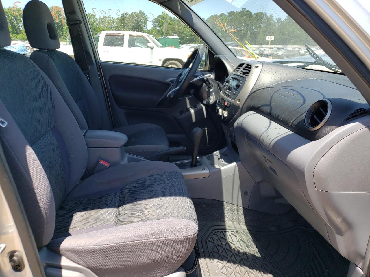 Photo 5 from auction – 2003 TOYOTA RAV4 with VIN JTEGH20V530103008