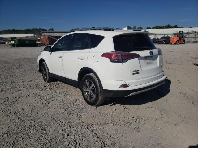 Photo 3 from auction – 2017 TOYOTA RAV4 XLE with VIN JTMRFREV6HJ106764