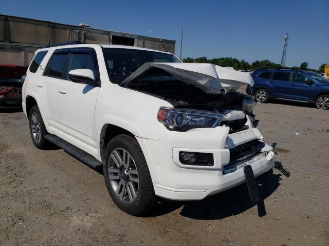 TOYOTA 4RUNNER SR 2022 with VIN JTESU5JR1N5984174 - Photo from auction