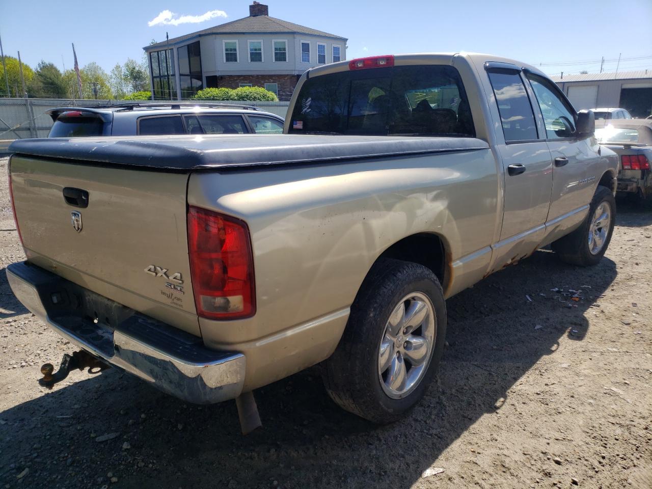 Photo 4 from auction – 2005 DODGE RAM 1500 S with VIN 1D7HU18D35J601592