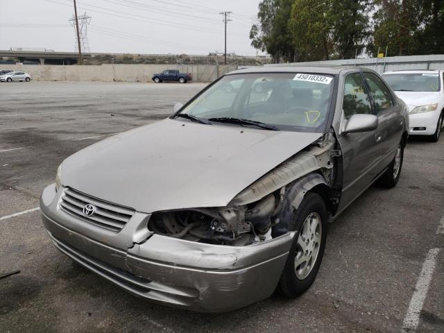 Photo 2 from auction – 1998 TOYOTA CAMRY CE with VIN 4T1BF28K2WU042918