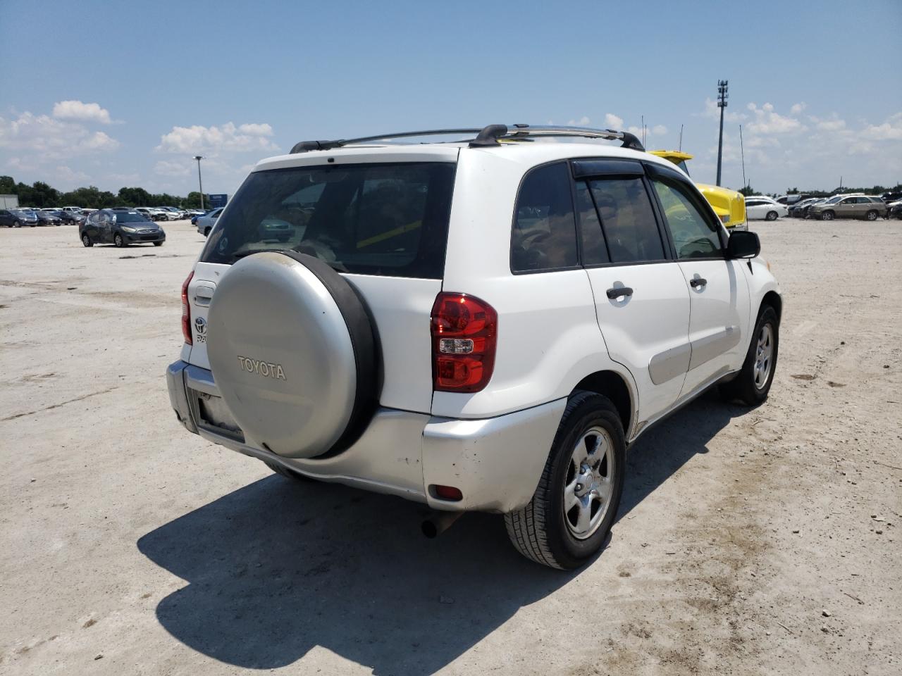 Photo 4 from auction – 2004 TOYOTA RAV4 with VIN JTEGD20V340013868