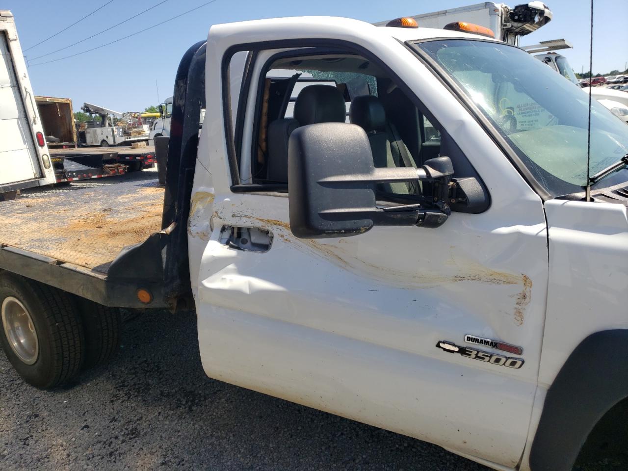 Photo 9 from auction – 2004 CHEVROLET 3500HD with VIN 1GBJC34204E356146