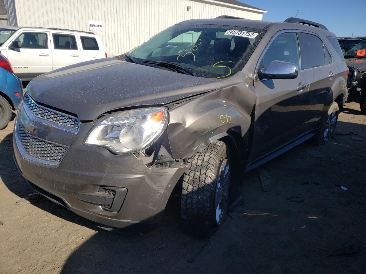 Фото 2 с аукциона – 2011 CHEVROLET EQUINOX LT с VIN 2CNALDEC7B6480355