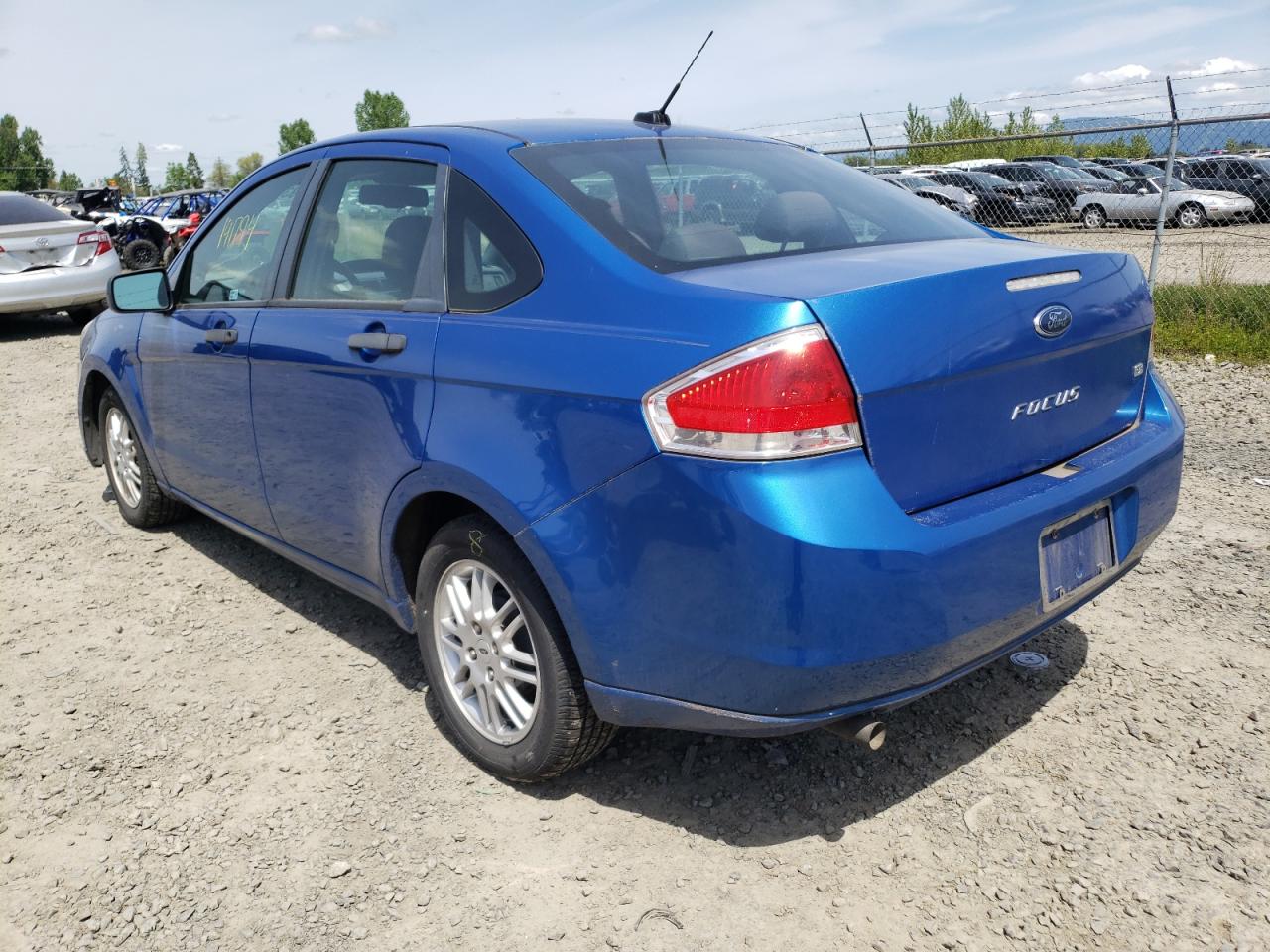 Photo 3 from auction – 2010 FORD FOCUS SE with VIN 1FAHP3FN1AW169158