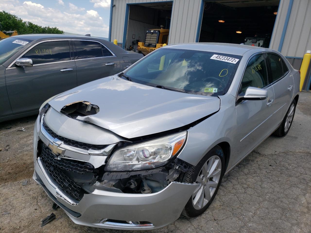 Photo 2 from auction – 2015 CHEVROLET MALIBU 2LT with VIN 1G11D5SL8FF268287