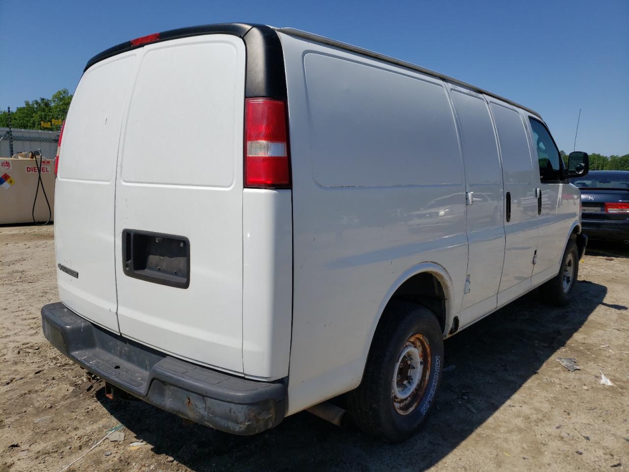Photo 4 from auction – 2007 CHEVROLET EXPRESS G2 with VIN 1GCGG25V571134596