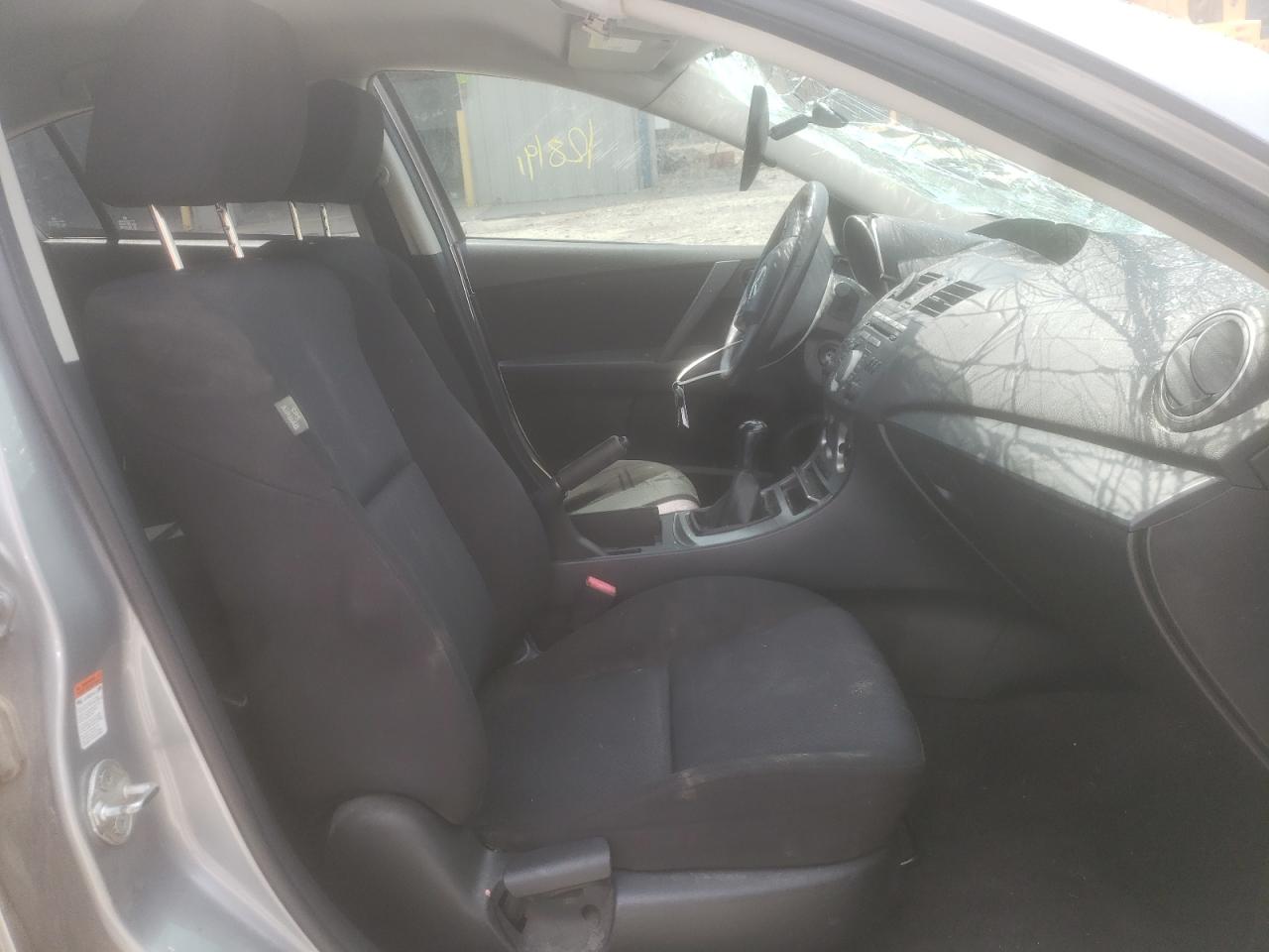 Photo 15 from auction – 2011 MAZDA 3 I with VIN JM1BL1UF2B1419372
