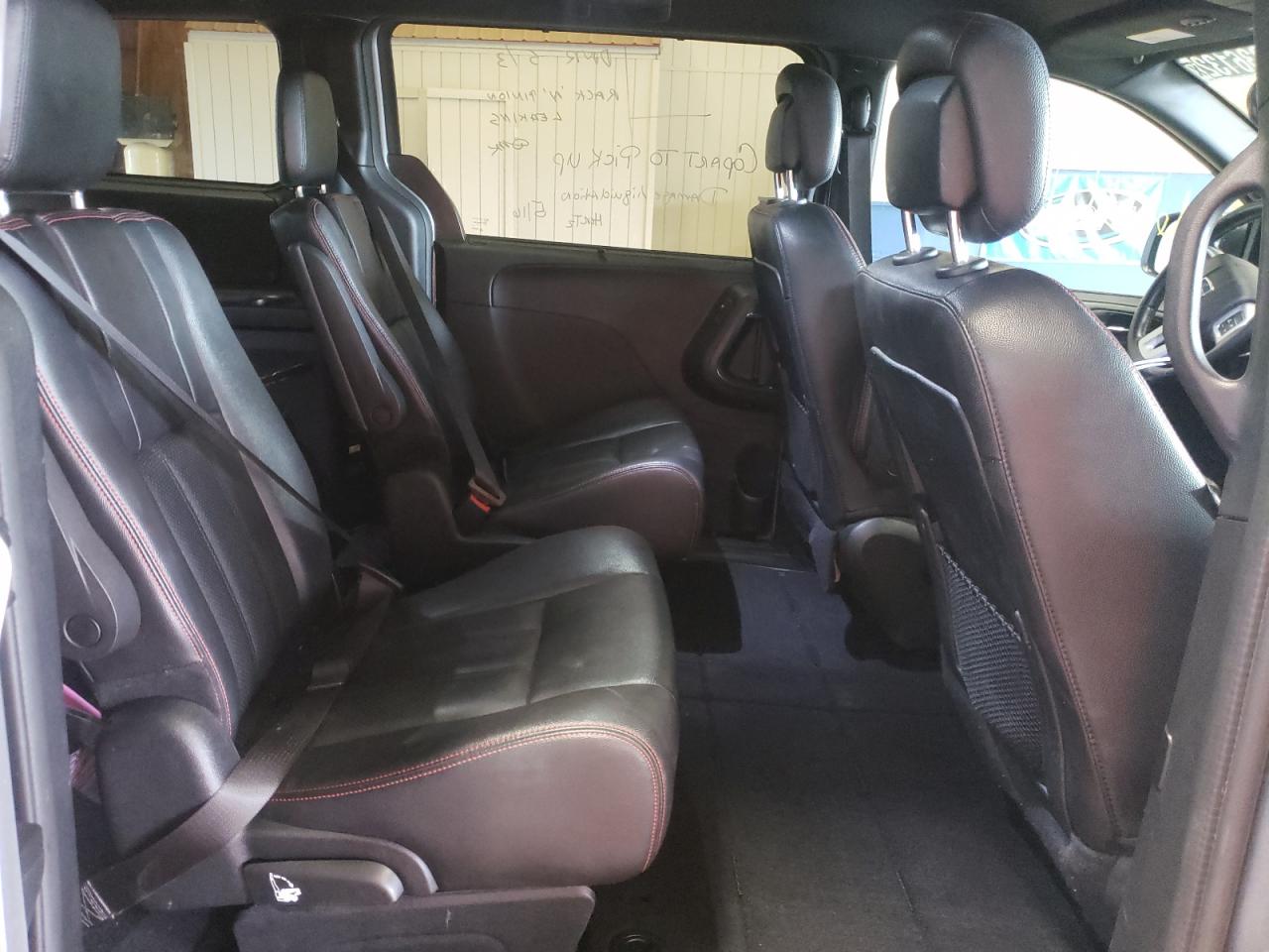 Photo 6 from auction – 2019 DODGE GRAND CARA with VIN 2C4RDGEG1KR640401
