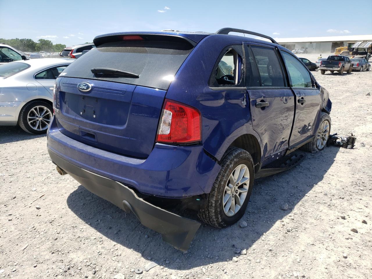 Photo 4 from auction – 2013 FORD EDGE SE with VIN 2FMDK3GC8DBB35093