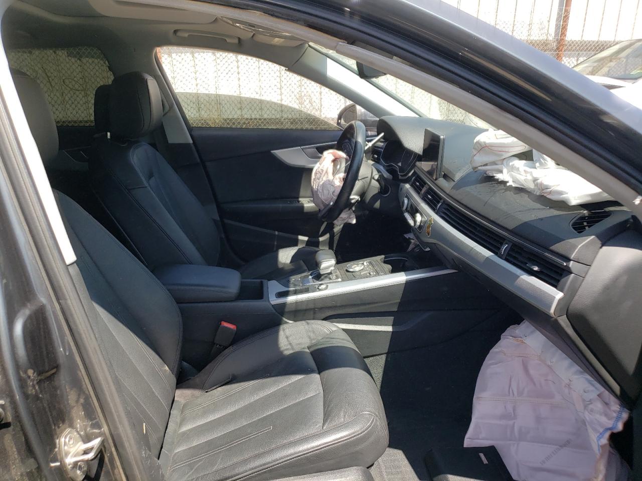Photo 5 from auction – 2017 AUDI A4 PREMIUM with VIN WAUGNAF43HN016513