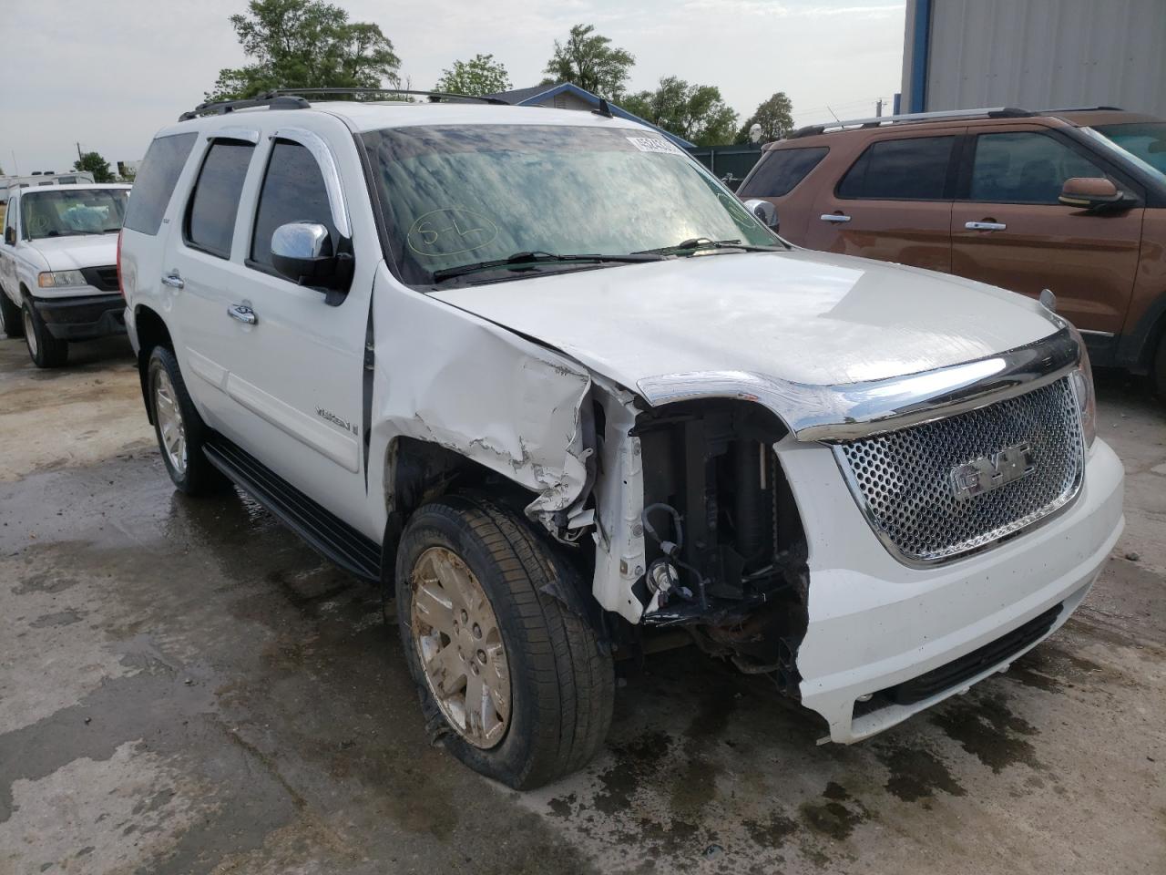 GMC YUKON 2008 with VIN 1GKFK13088J222771 - Photo from auction