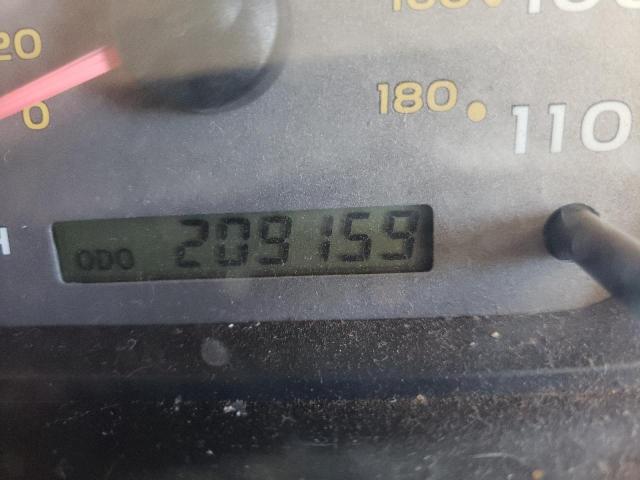 Photo 8 from auction – 2002 TOYOTA SEQUOIA SR with VIN 5TDZT34A92S100889