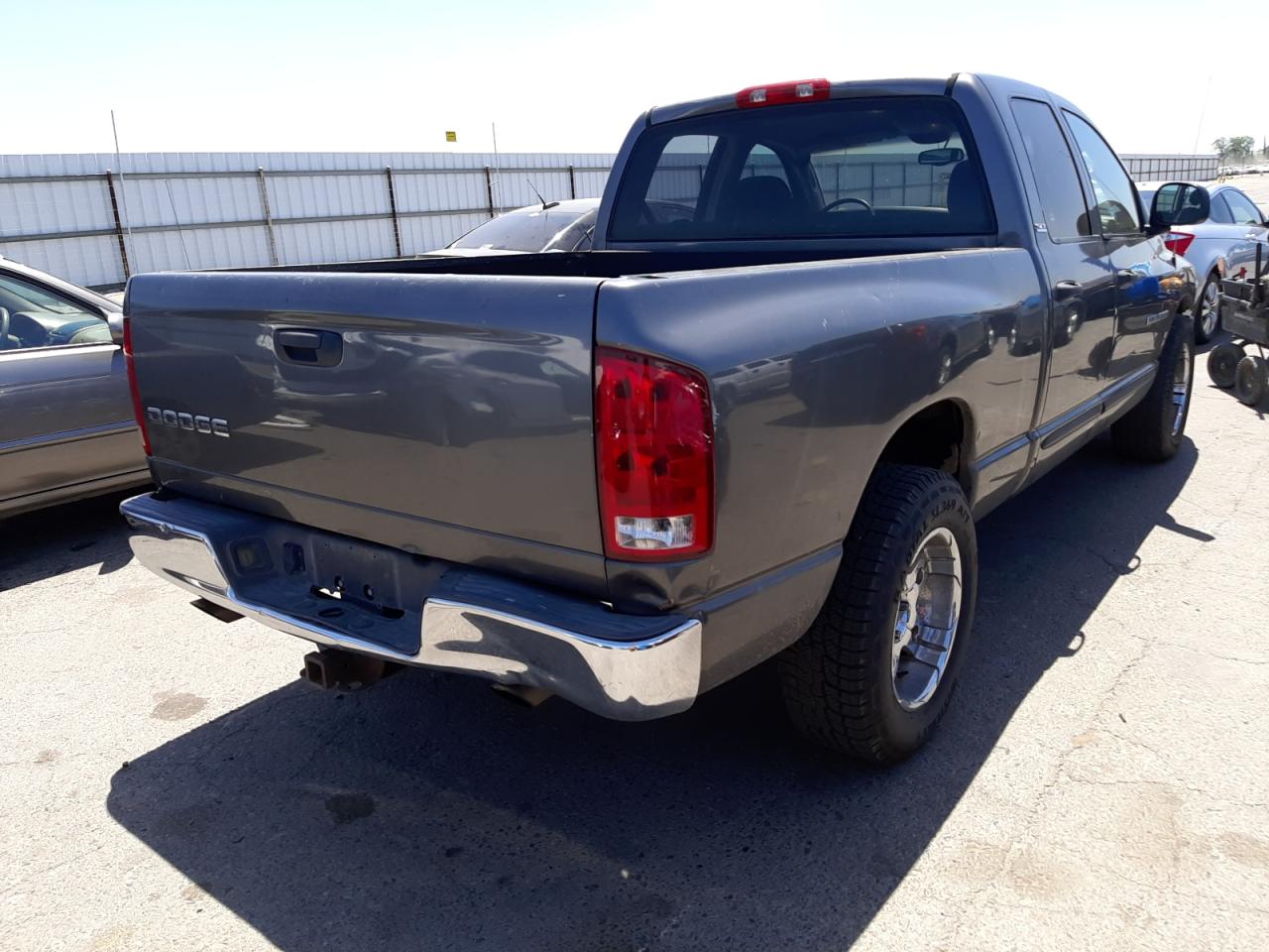 Photo 4 from auction – 2002 DODGE RAM 1500 with VIN 3D7HA18N82G149038