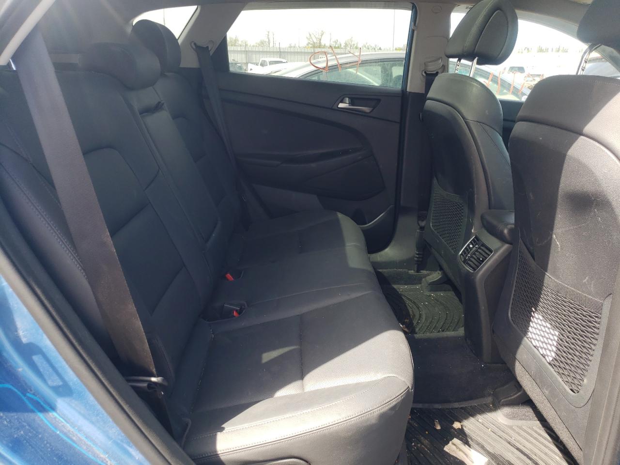 Photo 6 from auction – 2018 HYUNDAI TUCSON VAL with VIN KM8J3CA22JU616088