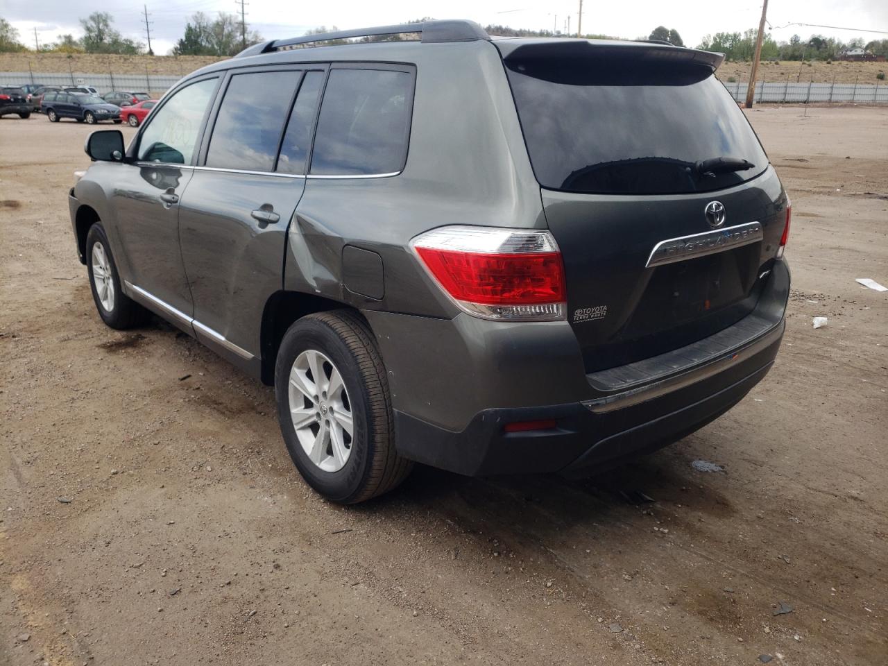 Photo 3 from auction – 2012 TOYOTA HIGHLANDER with VIN 5TDBK3EH4CS154294