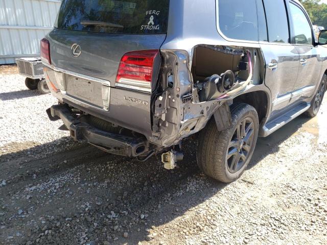 Photo 9 from auction – 2013 LEXUS LX 570 with VIN JTJHY7AX0D4113829