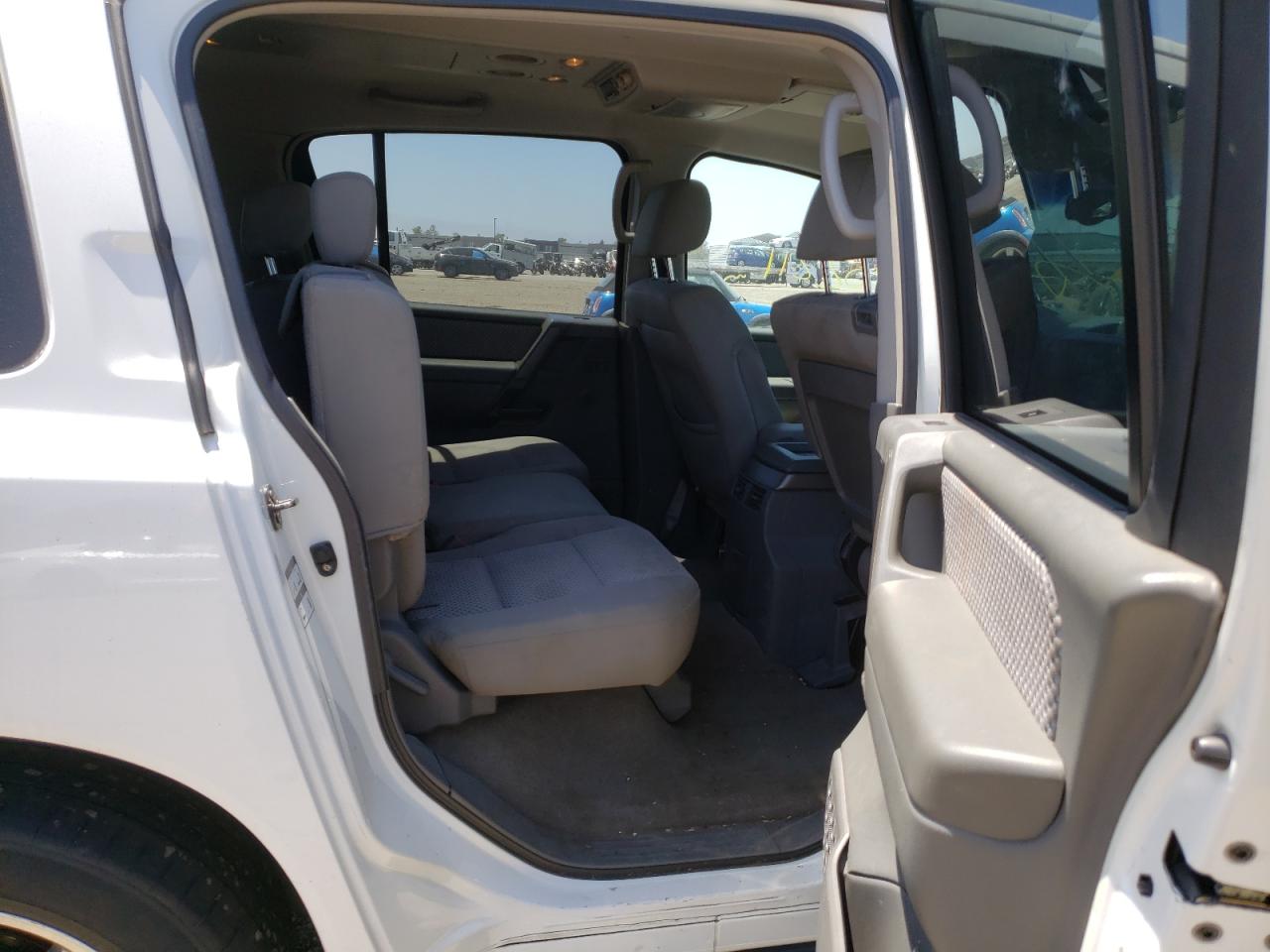 Photo 6 from auction – 2005 NISSAN ARMADA SE with VIN 5N1AA08A55N723122
