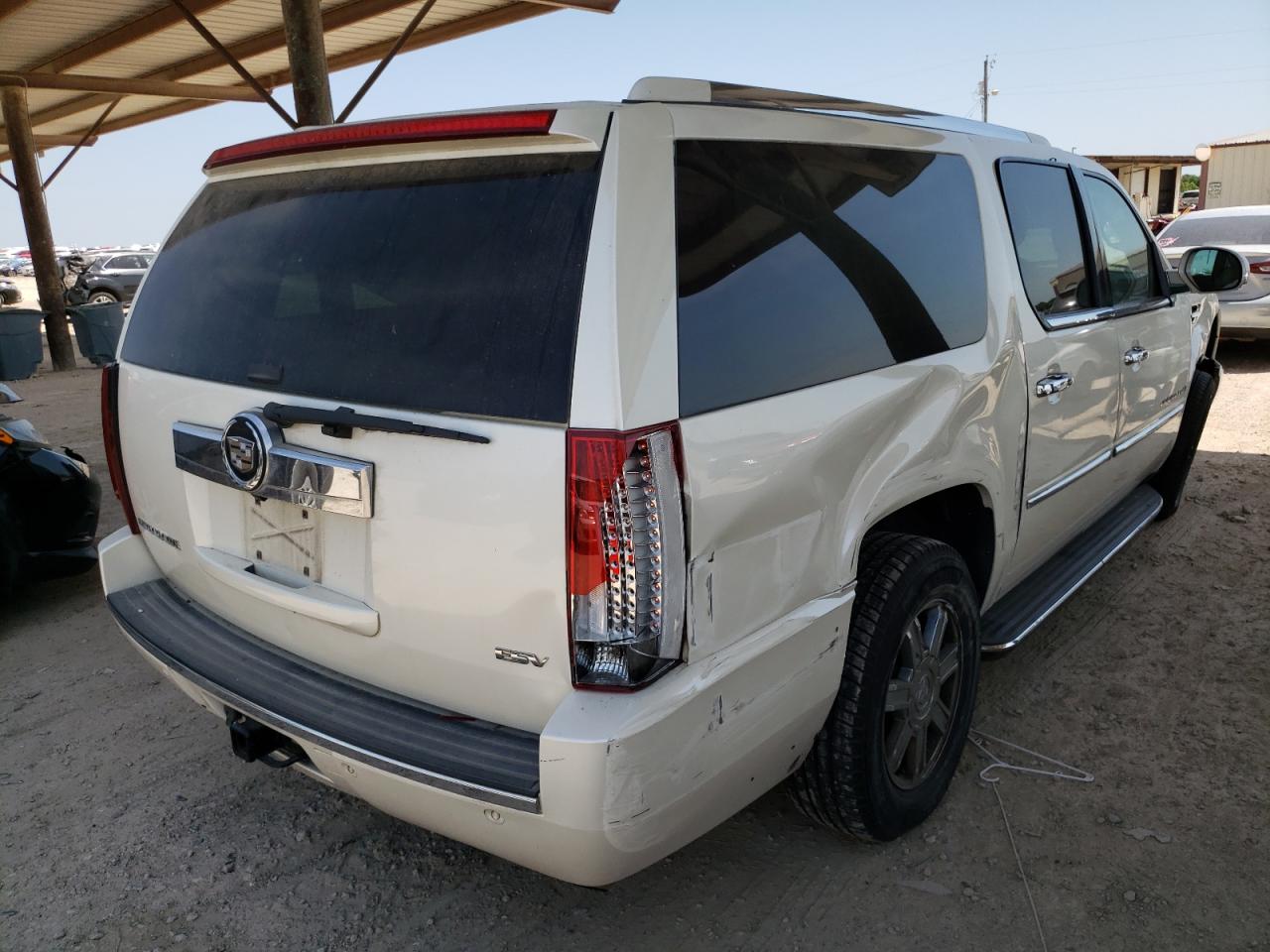 Photo 4 from auction – 2007 CADILLAC ESCALADE E with VIN 1GYFK66847R180023
