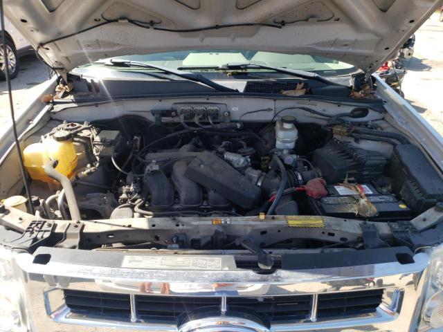 Photo 7 from auction – 2008 FORD ESCAPE XLT with VIN 1FMCU031X8KE65306