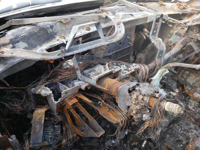 Photo 8 from auction – 2003 CHEVROLET SUBURBAN K with VIN 3GNFK16Z03G220049