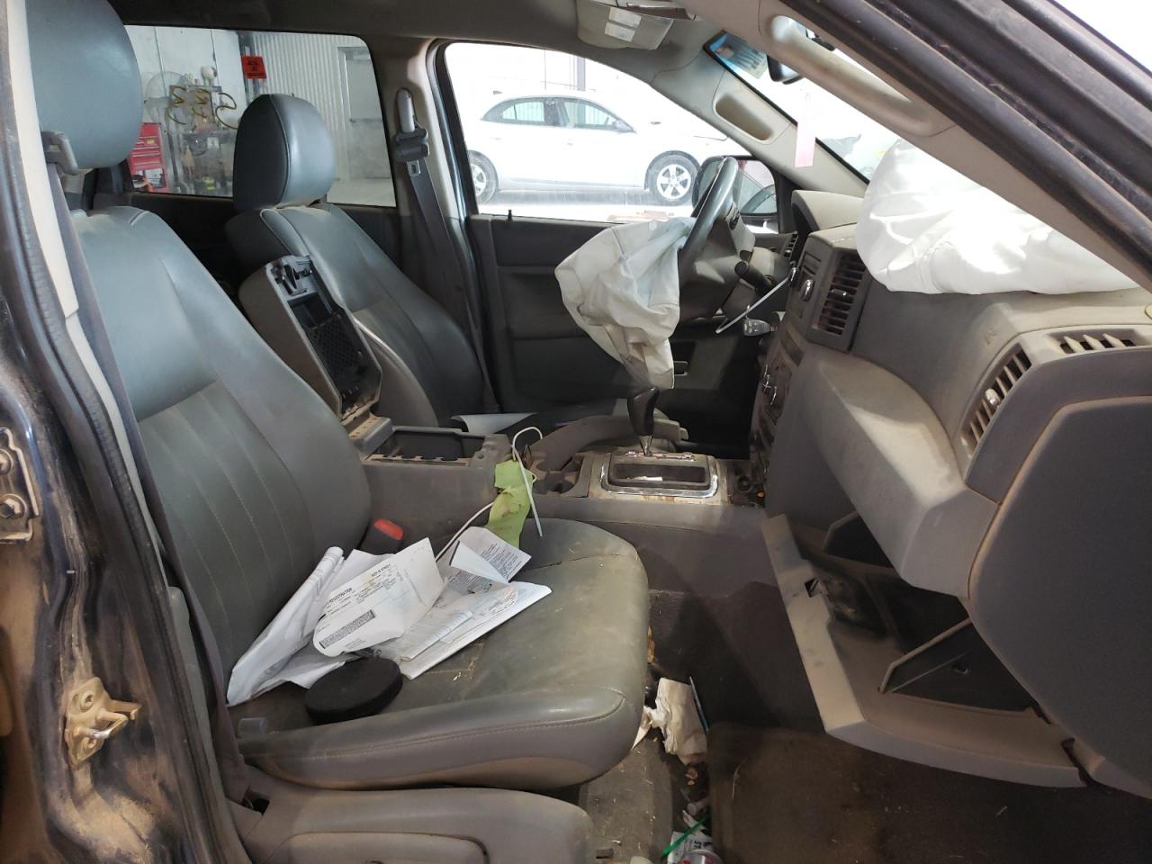 Photo 5 from auction – 2007 JEEP GRAND CHER with VIN 1J8GR48K77C565218