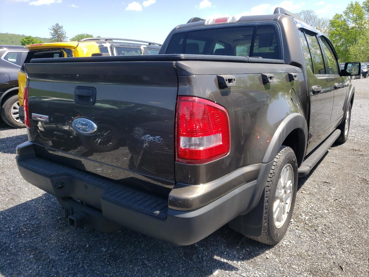 Photo 18 from auction – 2008 FORD EXPLORER S with VIN 1FMEU51848UA28282