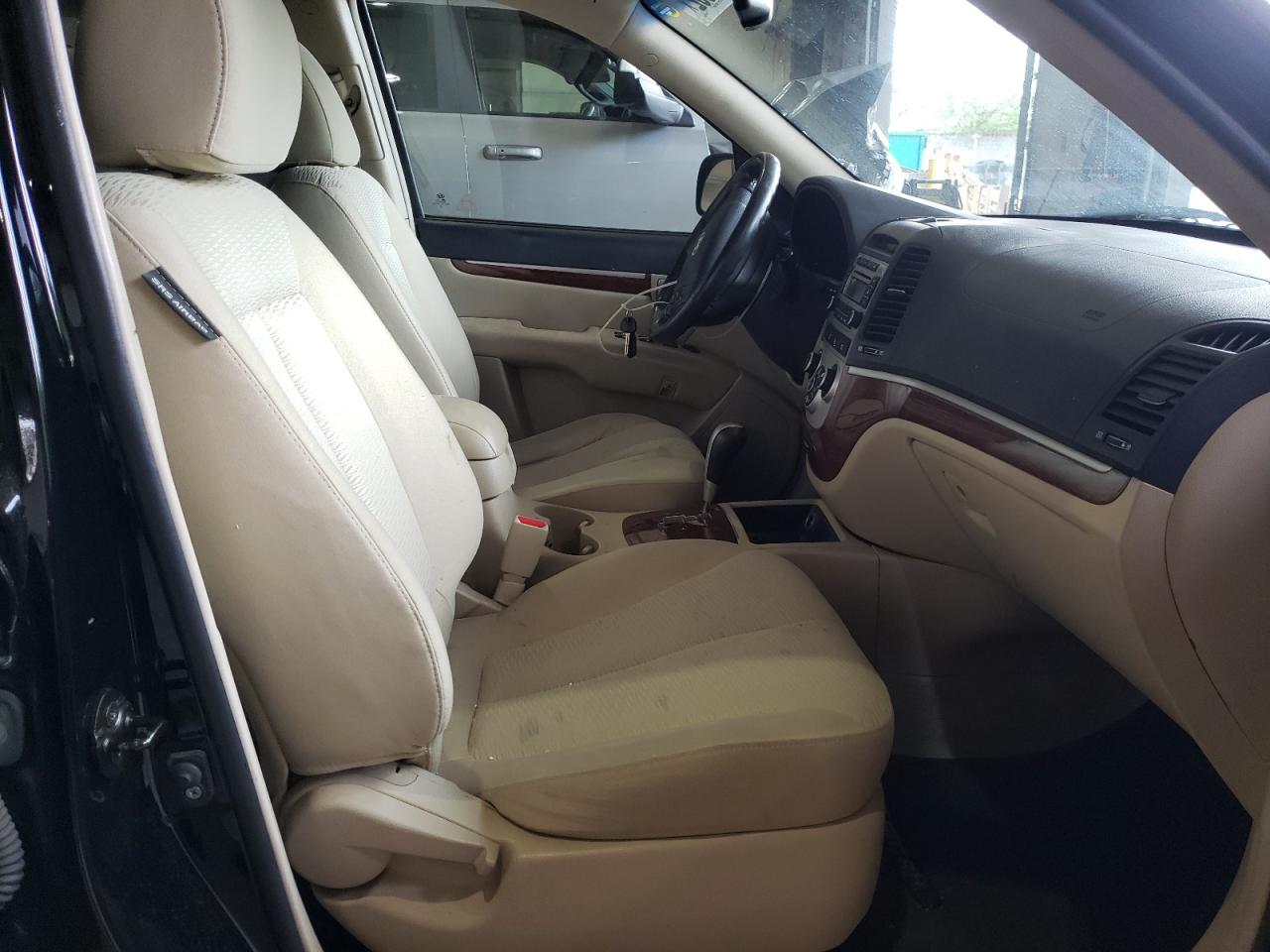 Photo 5 from auction – 2007 HYUNDAI SANTA FE S with VIN 5NMSH13E87H027861