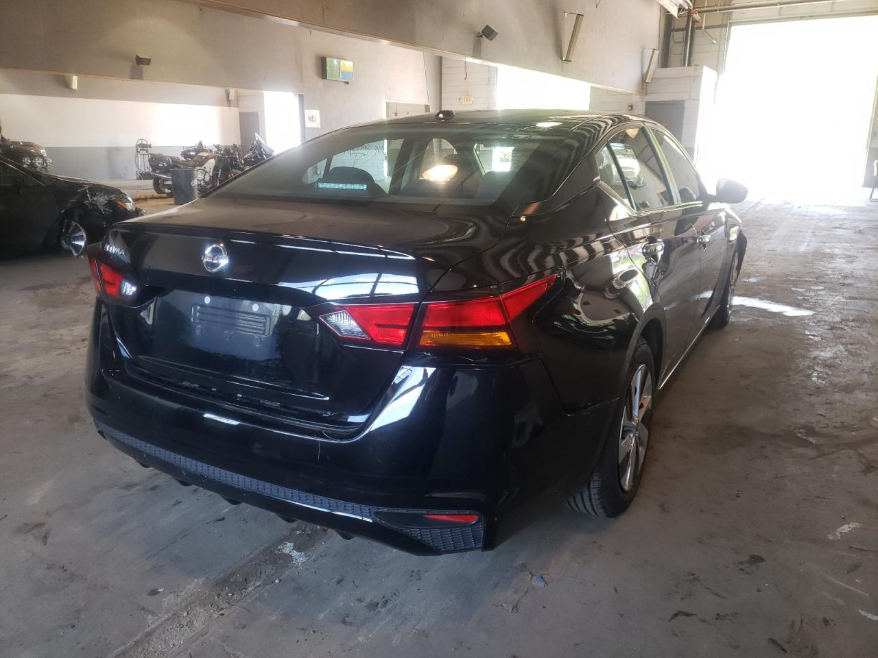 Photo 4 from auction – 2020 NISSAN ALTIMA S with VIN 1N4BL4BV4LC238278