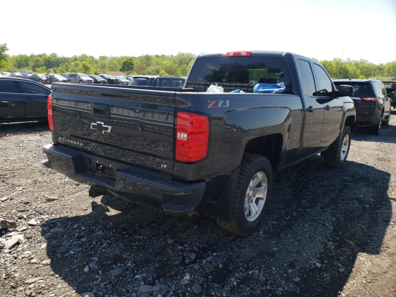 Photo 2 from auction – 2018 CHEVROLET SILVERADO with VIN 1GCVKREC4JZ200917