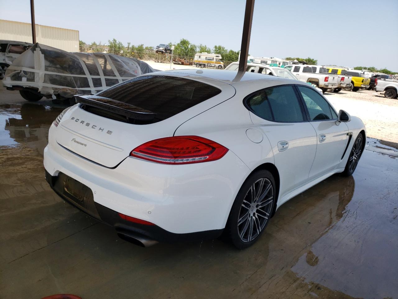 Photo 4 from auction – 2015 PORSCHE PANAMERA 2 with VIN WP0AA2A73FL001028